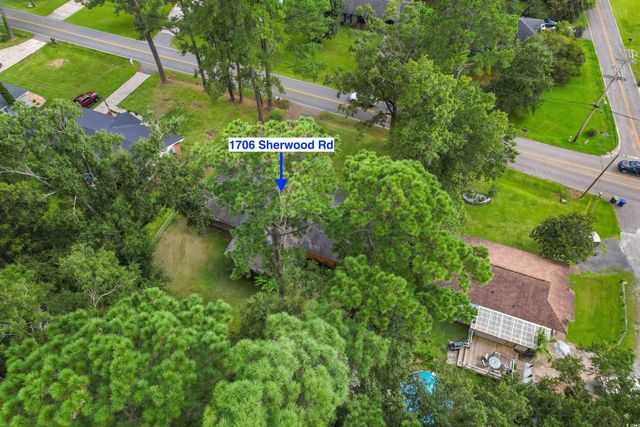 1706 Sherwood Dr., Conway, SC 29526