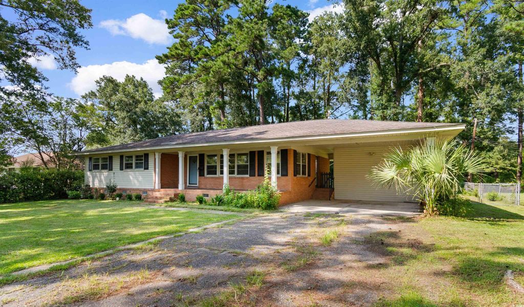 1706 Sherwood Dr., Conway, SC 29526