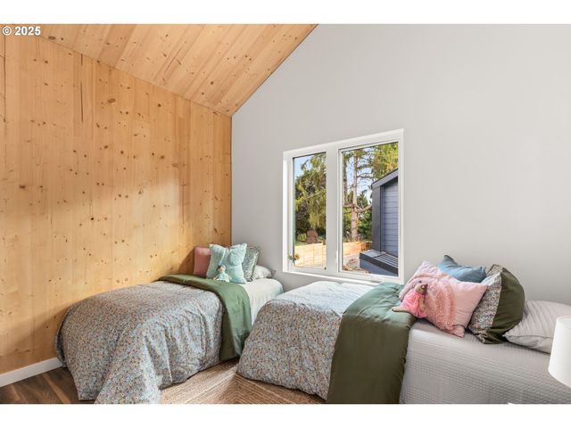 3738 Se Harvey St 1, Milwaukie, OR 97222