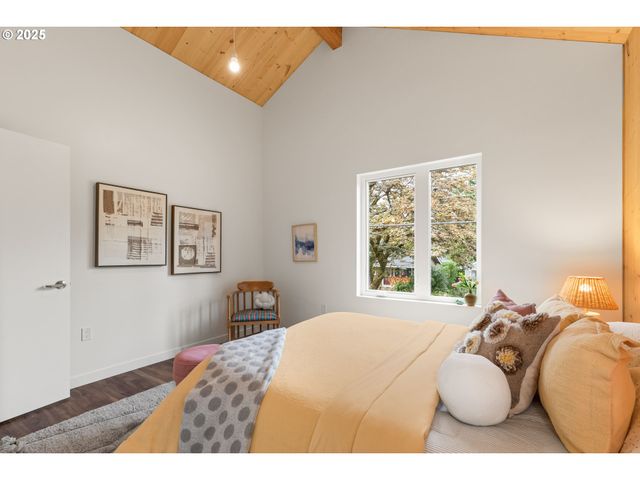 3738 Se Harvey St 1, Milwaukie, OR 97222