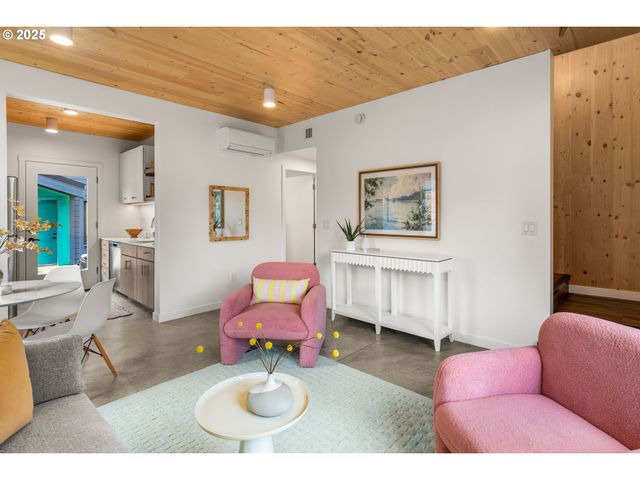 3738 Se Harvey St 1, Milwaukie, OR 97222