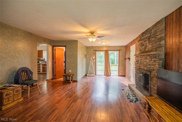 4802 Hazel Street, Parkersburg, WV 26104