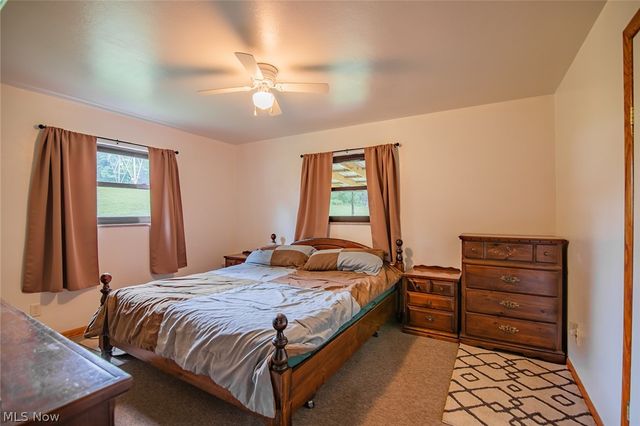 4802 Hazel Street, Parkersburg, WV 26104