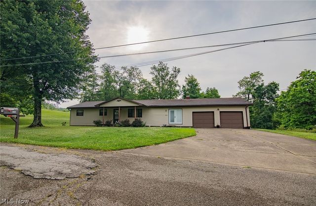 4802 Hazel Street, Parkersburg, WV 26104