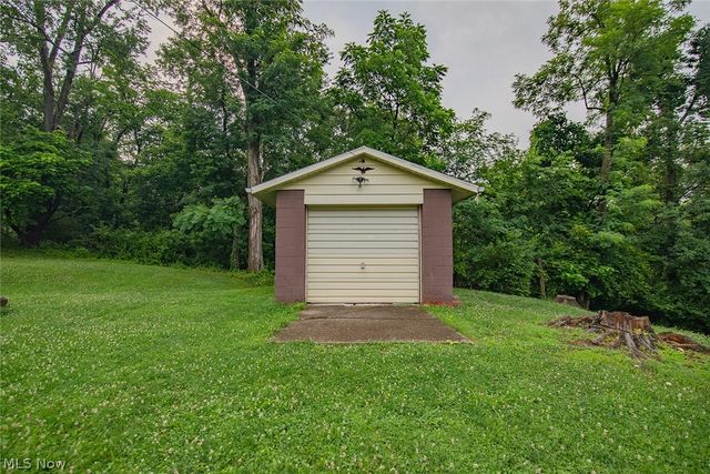 4802 Hazel Street, Parkersburg, WV 26104