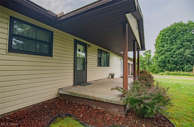 4802 Hazel Street, Parkersburg, WV 26104