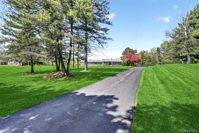 14 Ball Road, Warwick, NY 10990