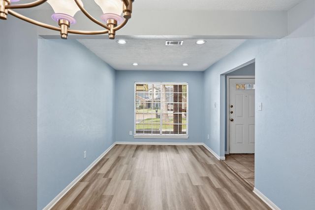 215 Black Rock Road, Houston, TX 77015
