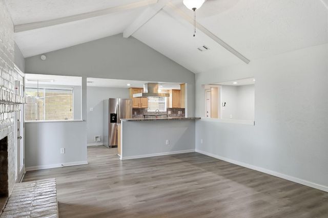 215 Black Rock Road, Houston, TX 77015