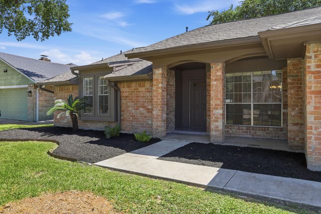 215 Black Rock Road, Houston, TX 77015