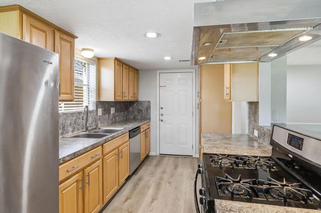 215 Black Rock Road, Houston, TX 77015