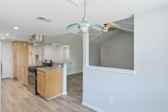 215 Black Rock Road, Houston, TX 77015