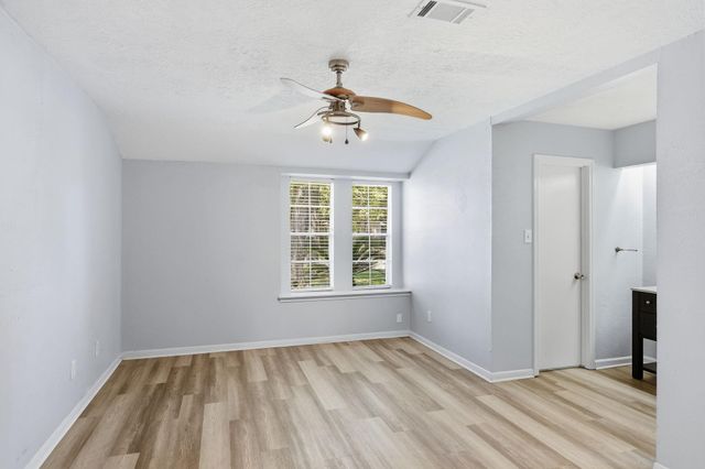 215 Black Rock Road, Houston, TX 77015