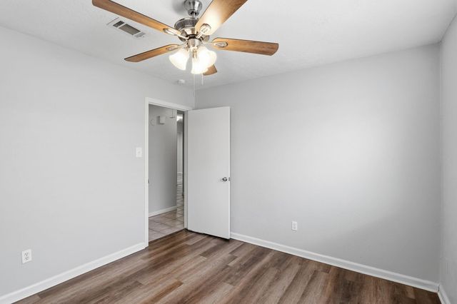 215 Black Rock Road, Houston, TX 77015