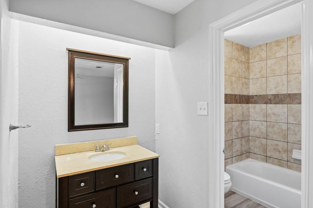 215 Black Rock Road, Houston, TX 77015