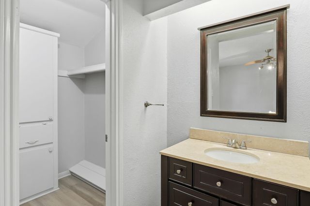 215 Black Rock Road, Houston, TX 77015