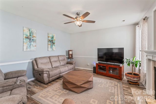 14913 Asheton Creek Drive, Charlotte, NC 28273