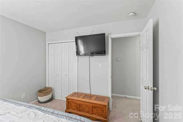 14913 Asheton Creek Drive, Charlotte, NC 28273