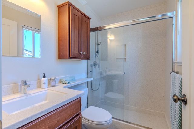 810 Saint Lawrence Drive, Pacifica, CA 94044