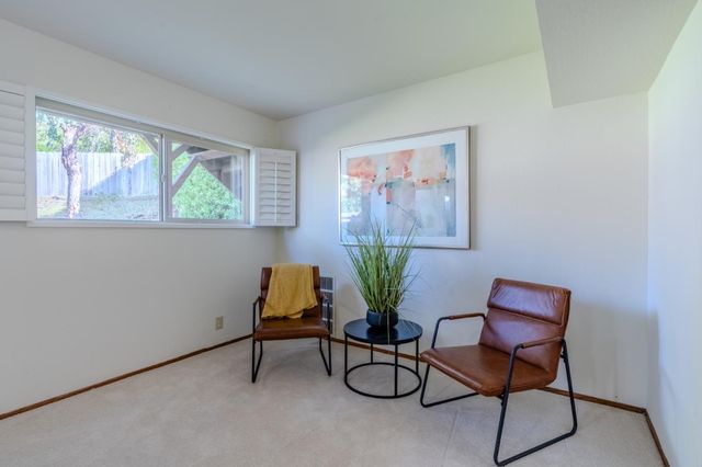 810 Saint Lawrence Drive, Pacifica, CA 94044