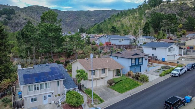 810 Saint Lawrence Drive, Pacifica, CA 94044