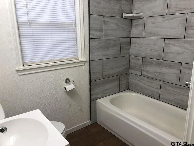 2106 Magnolia Drive, Tyler, TX 75701