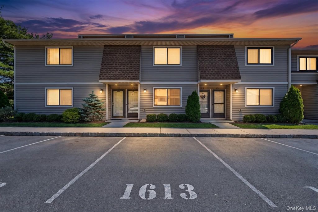 100 Daly 1613, Oceanside, NY 11572