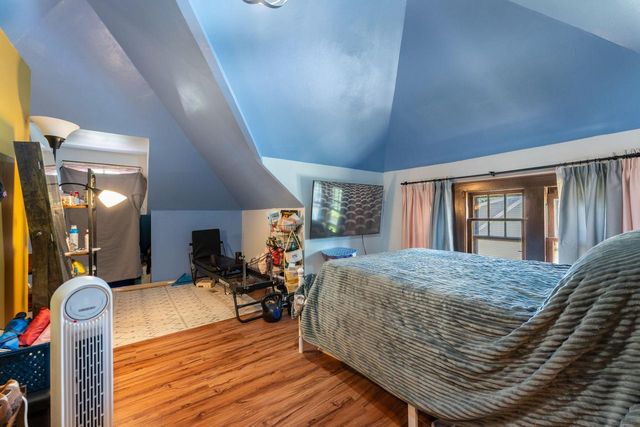 2719 E Holmes AVENUE, Cudahy, WI 53110