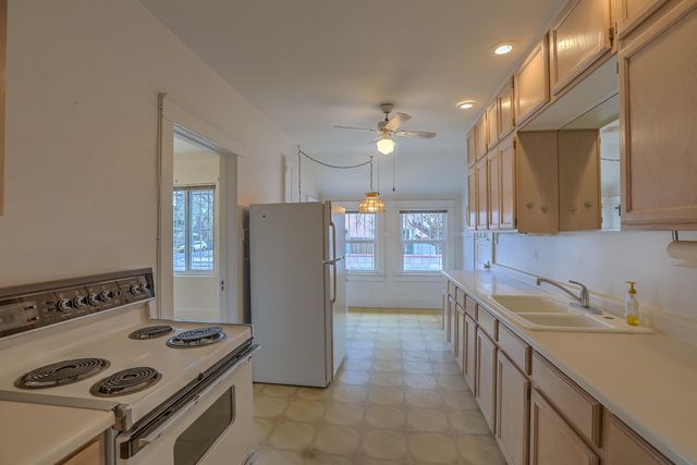 601 14th Street NW, Albuquerque, NM 87104