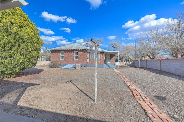 601 14th Street NW, Albuquerque, NM 87104