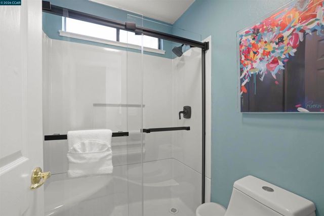 2 Donegal Way, Martinez, CA 94553