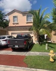 2240 NE 37th Ter, Homestead, FL 33033