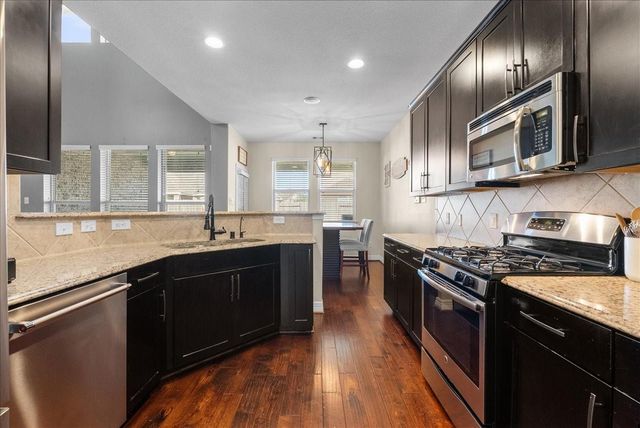 2443 Iniesta Lane, League City, TX 77573