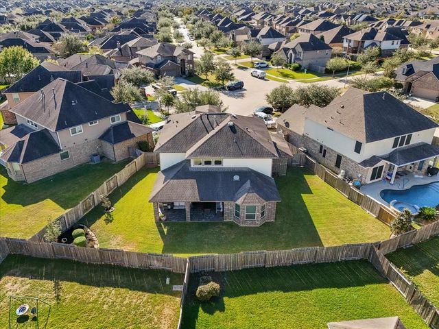 2443 Iniesta Lane, League City, TX 77573