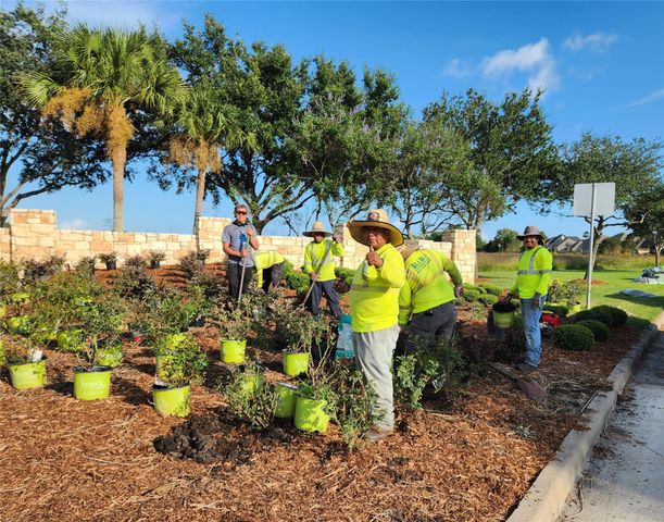 2443 Iniesta Lane, League City, TX 77573