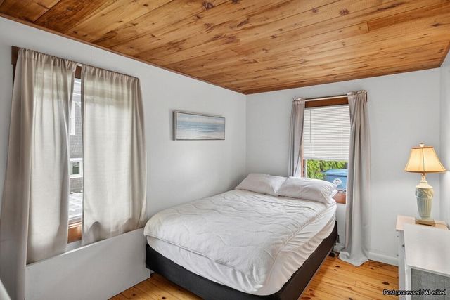 424 Grand Avenue, Falmouth, MA 02540