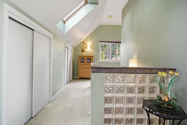 3929 S Lake DRIVE, Saint Francis, WI 53235