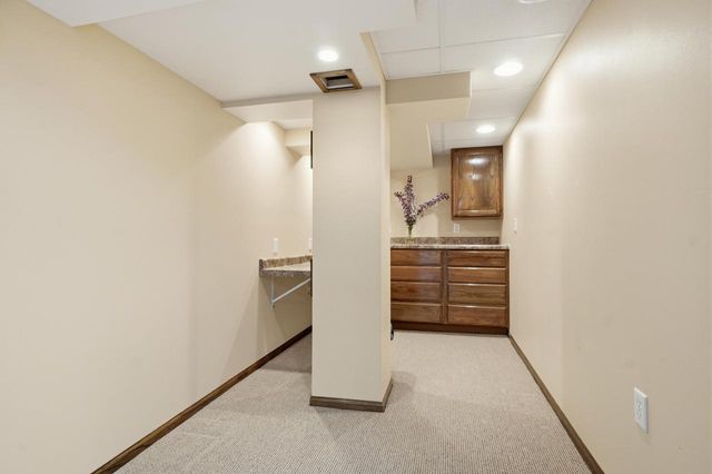3929 S Lake DRIVE, Saint Francis, WI 53235