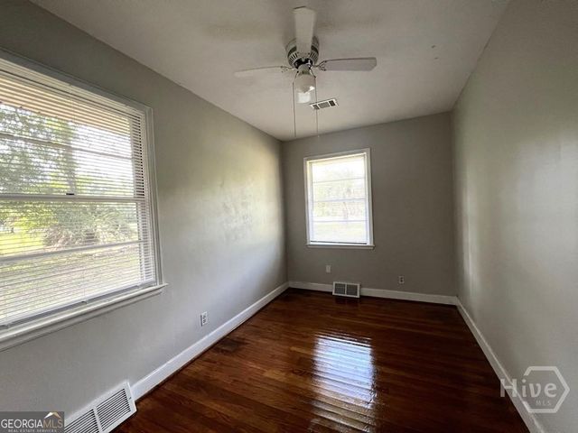 311 N McDonald Street, Ludowici, GA 31316