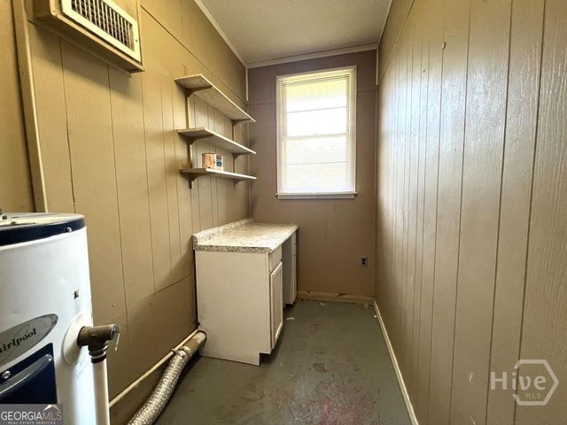 311 N McDonald Street, Ludowici, GA 31316