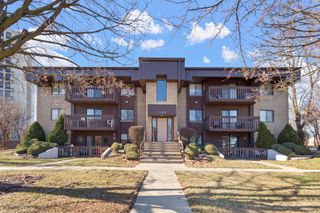 109 Caterpillar Drive 1B, Joliet, IL 60436