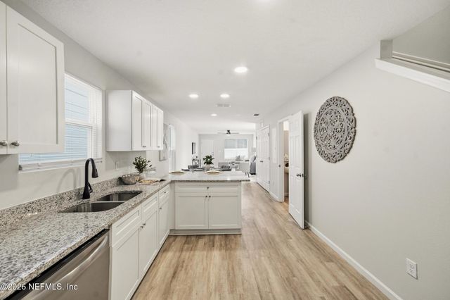 4321 PATHWOOD Way, Jacksonville, FL 32257