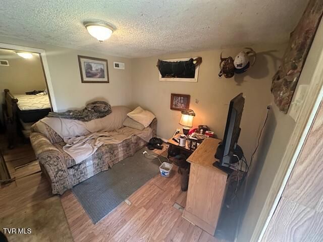 2226 Fordtown Road, Jonesborough, TN 37659