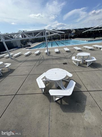 7326 MOCKINGBIRD CIR, Glen Burnie, MD 21060