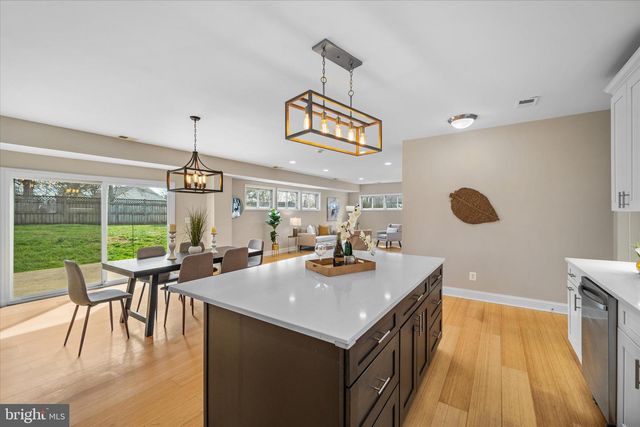 7312 FALMOUTH ST, Springfield, VA 22150