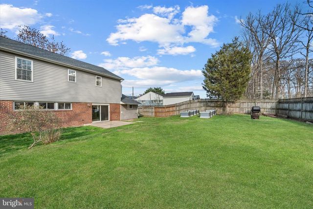 7312 FALMOUTH ST, Springfield, VA 22150