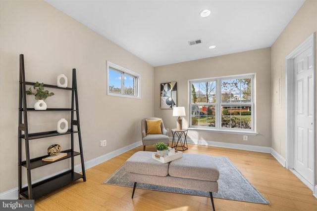 7312 FALMOUTH ST, Springfield, VA 22150