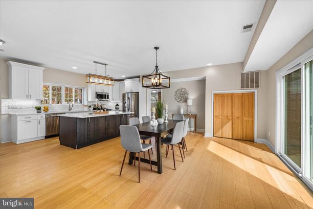 7312 FALMOUTH ST, Springfield, VA 22150