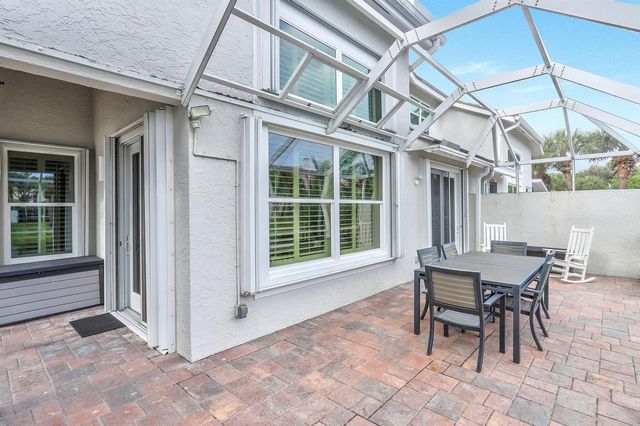 2056 Windward Way, Jupiter, FL 33477