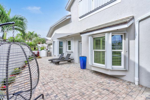 2056 Windward Way, Jupiter, FL 33477